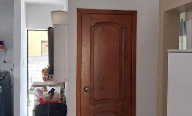 Casa en venta, sector Pusuqui a pie de calle