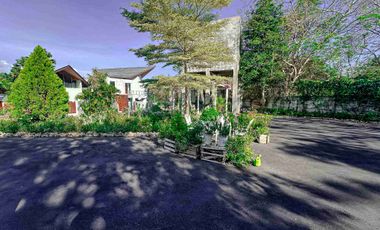 SANTORINI ELEGANCE TROPICAL VILLA FOR SALE IN NUSA DUA, BALI