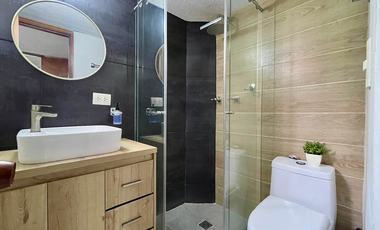 Extraordinaria casa remodelada y ampliada en la Avenida Sur con 4 alcoba y 4 baños. Mercasa. Pereira
