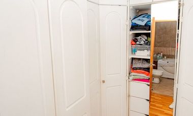 SE VENDE CASA EN CALLE PADRE HURTADO, SECTOR SUR.