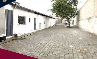 TERRENO COMERCIAL DE VENTA !!.$ 520. 000 NEGOCIABLE !!! EN AV. PRINCIPAL GIOVANNI CALLES.