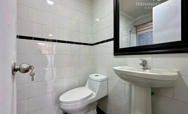 LOS ANDES - VENDE CASA DE DOS PISOS 5D 4B 2E - VILLA LOS PORTONES