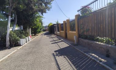 Amplia casa en sector residencial de Pedro Aguirre Cerda,