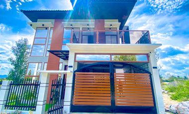 Modern Tropical 2 storey Single House and Lot for Sale in Royale Estates Lipa, Batangas