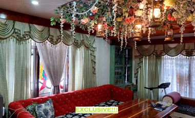 🏡 Classic Contemporary Home with Spanish-Inspired Colonial Style 🏡