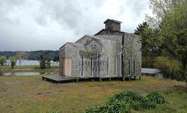 Se Vende Isla Privada: Isla Huelmo.