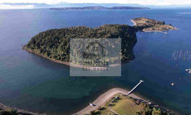 Se Vende Isla Privada: Isla Huelmo.