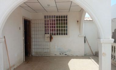 CASA EN VENTA EN SALINAS, PUERTA DEL SOL FASE 2, SALINAS, LIBERTAD, ECUADOR