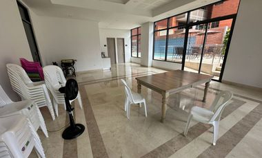 Arriendo apartamento en Altos de Riomar!