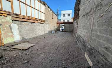 SE VENDE TERRENO EN PSJE LINCOYAN.
