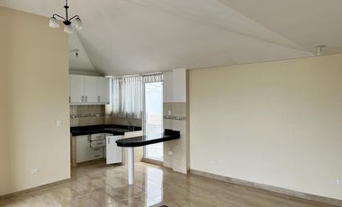 CASA DE VENTA A ESTRENAR EN CARCELÉN