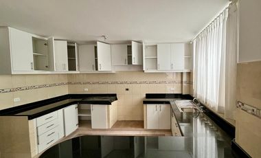 CASA DE VENTA A ESTRENAR EN CARCELÉN