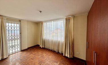 CASA DE VENTA A ESTRENAR EN CARCELÉN