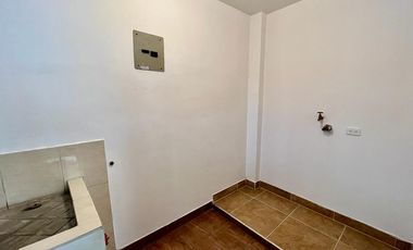 CASA DE VENTA A ESTRENAR EN CARCELÉN