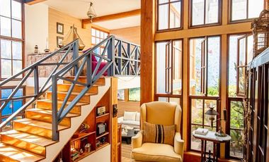 SE VENDE HERMOSA CASA EN SECTOR SUR DE LA CIUDAD.