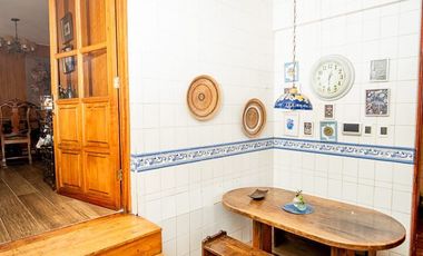 SE VENDE HERMOSA CASA EN SECTOR SUR DE LA CIUDAD.