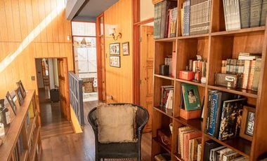 SE VENDE HERMOSA CASA EN SECTOR SUR DE LA CIUDAD.