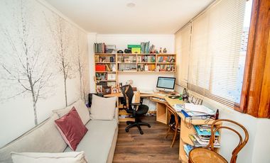 SE VENDE HERMOSA CASA EN SECTOR SUR DE LA CIUDAD.