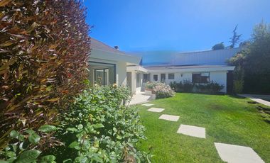 BROKER JARDIN ESPECTACULAR PROPIEDAD 4D-5B-SALA ESTAR- DEPENDENCIAS