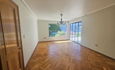 BROKER JARDIN ESPECTACULAR PROPIEDAD 4D-5B-SALA ESTAR- DEPENDENCIAS