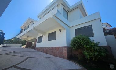 BROKER JARDIN ESPECTACULAR PROPIEDAD 4D-5B-SALA ESTAR- DEPENDENCIAS