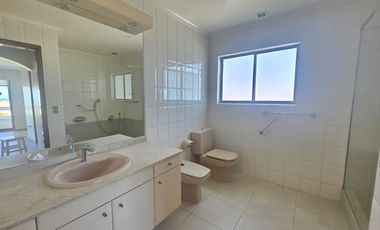 BROKER JARDIN ESPECTACULAR PROPIEDAD 4D-5B-SALA ESTAR- DEPENDENCIAS