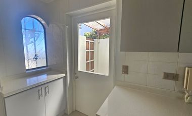 BROKER JARDIN ESPECTACULAR PROPIEDAD 4D-5B-SALA ESTAR- DEPENDENCIAS