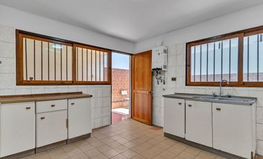 SE VENDE HERMOSA CASA EN SECTOR SUR.