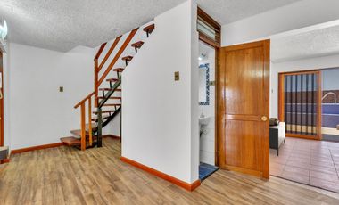 SE VENDE HERMOSA CASA EN SECTOR SUR.