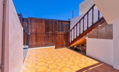 SE VENDE HERMOSA CASA EN SECTOR SUR.