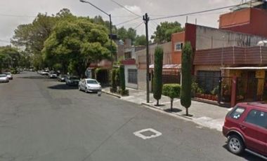 VENDO CASA EN AZCAPOTZALCO