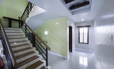2-Storey 4 Bedrooms House and Lot for Sale in BF Homes, Parañaque City