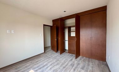 VENTA DE DESPARTAMENTO EQUIPADO Y CON ELEVADOR EN ZONA CENTRICA DE SLP - SANTOS DEGOLLADO
