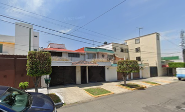 CASA EN VENTA EN VIVEROS DE LA LOMA-TLALNEPANTLA