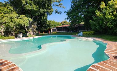 CASA DE CAMPO EN CHICONCUAC MORELOS 11 HABITACIONES ALBERCA Y JARDIN
