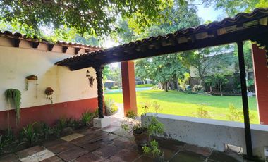 CASA DE CAMPO EN CHICONCUAC MORELOS 11 HABITACIONES ALBERCA Y JARDIN