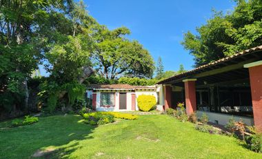 CASA DE CAMPO EN CHICONCUAC MORELOS 11 HABITACIONES ALBERCA Y JARDIN