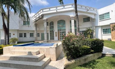 Residencia en lomas de cocoyoc morelos