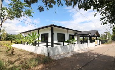 A 2 Bedroom, 2 Bathroom Modern Home For Sale In Mueang Nong Khai District, Thailand