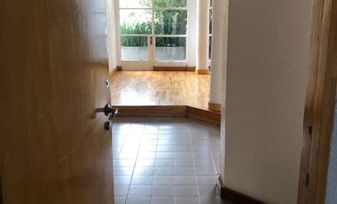 Invierte en venta de edificio: 5 depas, 4 niveles, 5 estacionamientos en Condesa