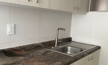 Invierte en venta de edificio: 5 depas, 4 niveles, 5 estacionamientos en Condesa