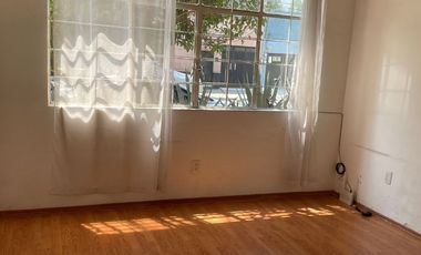 Invierte en venta de edificio: 5 depas, 4 niveles, 5 estacionamientos en Condesa