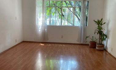 Invierte en venta de edificio: 5 depas, 4 niveles, 5 estacionamientos en Condesa