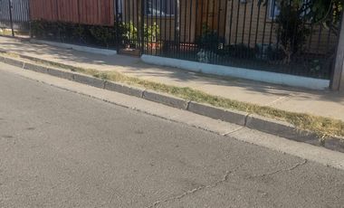 Casa con Gran sitio en población La Granja