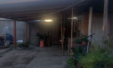 Casa con Gran sitio en población La Granja