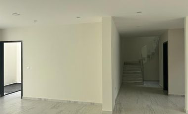 Exclusiva Casa con Roof Garden y Jacuzzi en Privada de Alta Plusvalía