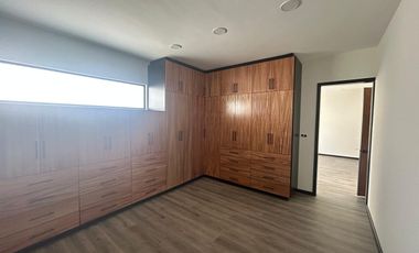 Exclusiva Casa con Roof Garden y Jacuzzi en Privada de Alta Plusvalía