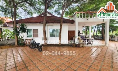 ที่ดินพร้อมบ้านเดี่ยวชั้นเดียวติดโครงการทรอปิคอลเลควิว อำเภอชะอำ เพชรบุรี เนื้อที่ 61 ตารางวา