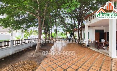 ที่ดินพร้อมบ้านเดี่ยวชั้นเดียวติดโครงการทรอปิคอลเลควิว อำเภอชะอำ เพชรบุรี เนื้อที่ 61 ตารางวา