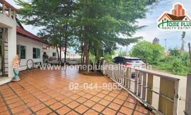 ที่ดินพร้อมบ้านเดี่ยวชั้นเดียวติดโครงการทรอปิคอลเลควิว อำเภอชะอำ เพชรบุรี เนื้อที่ 61 ตารางวา